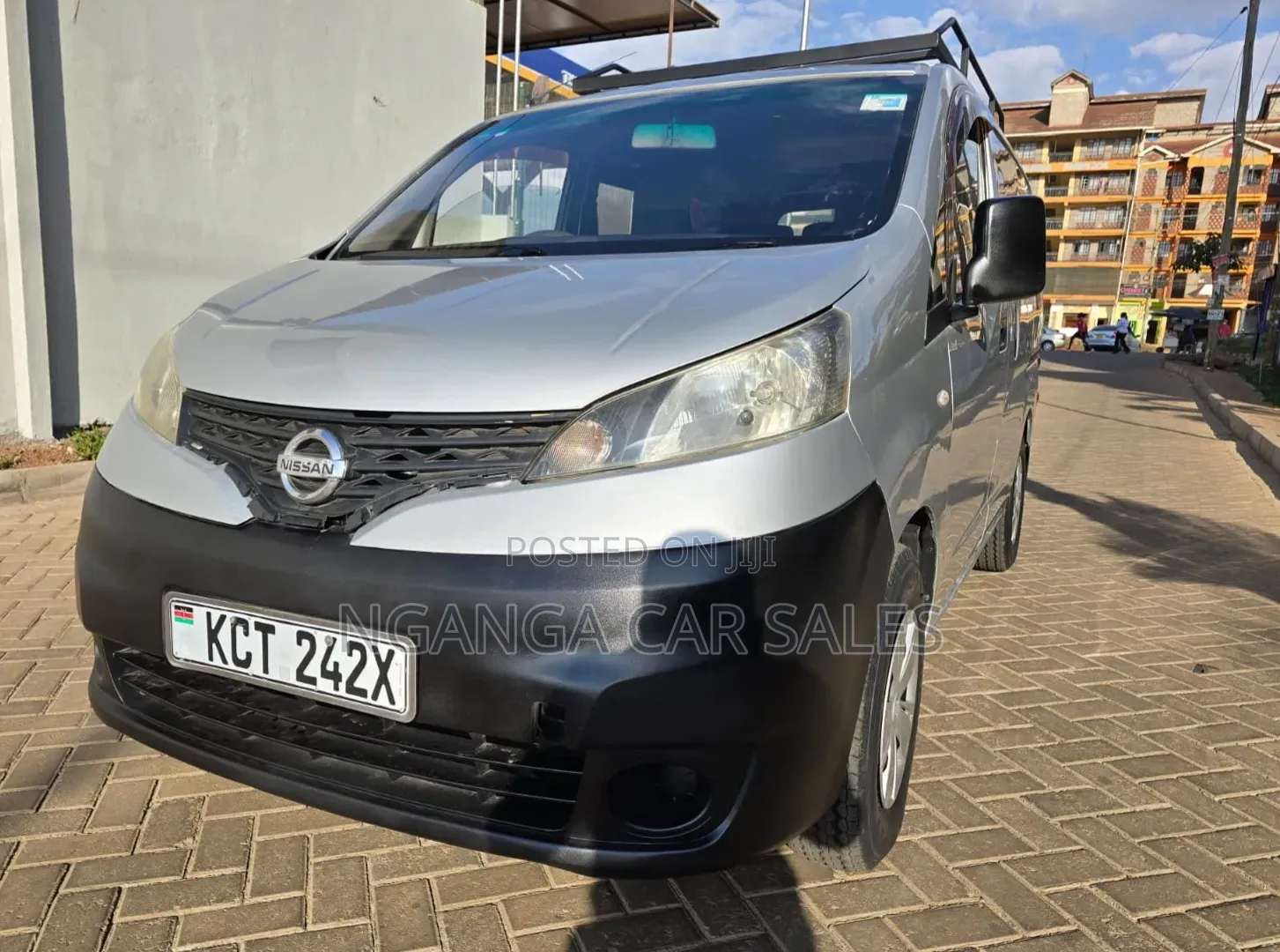 Nissan NV200 2011 Silver