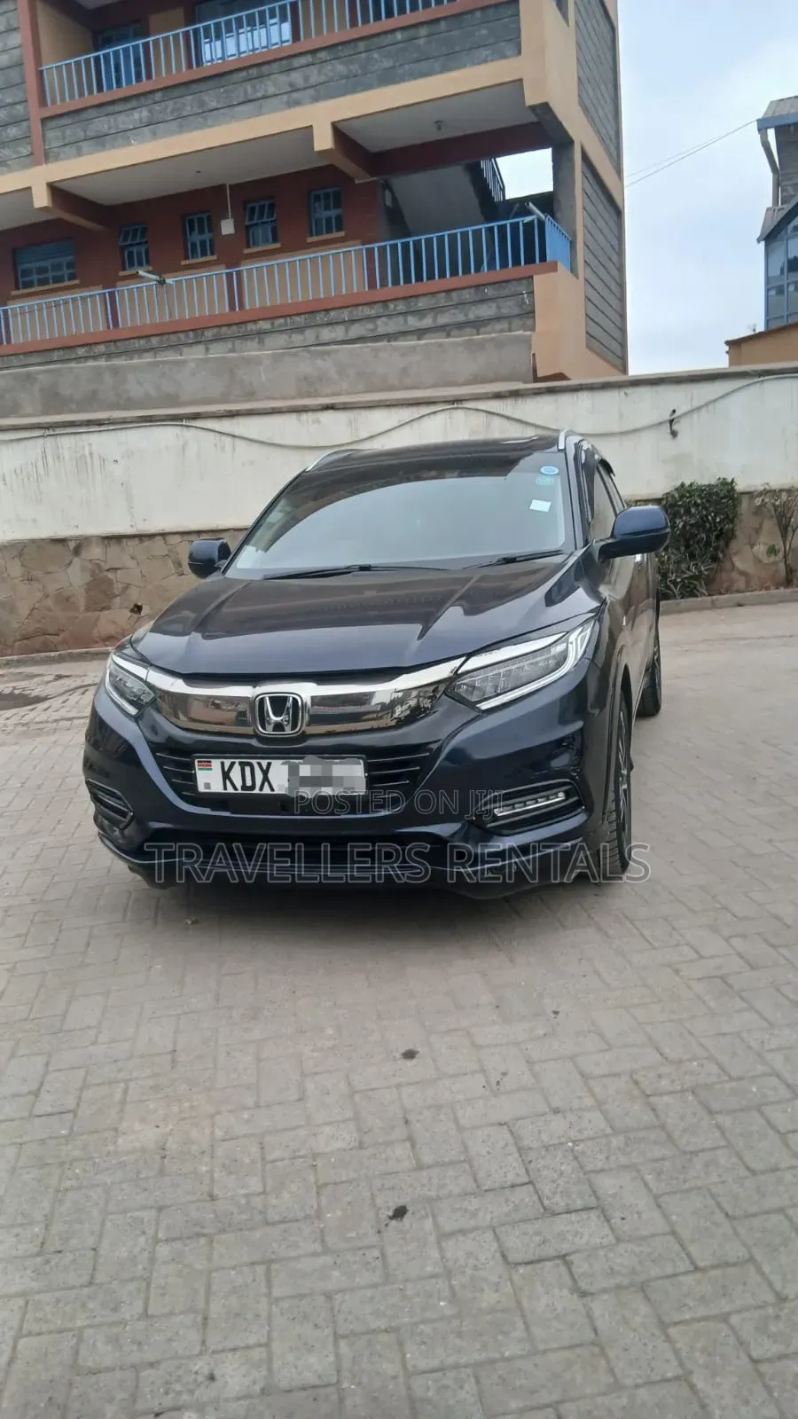 Honda Vezel - Black