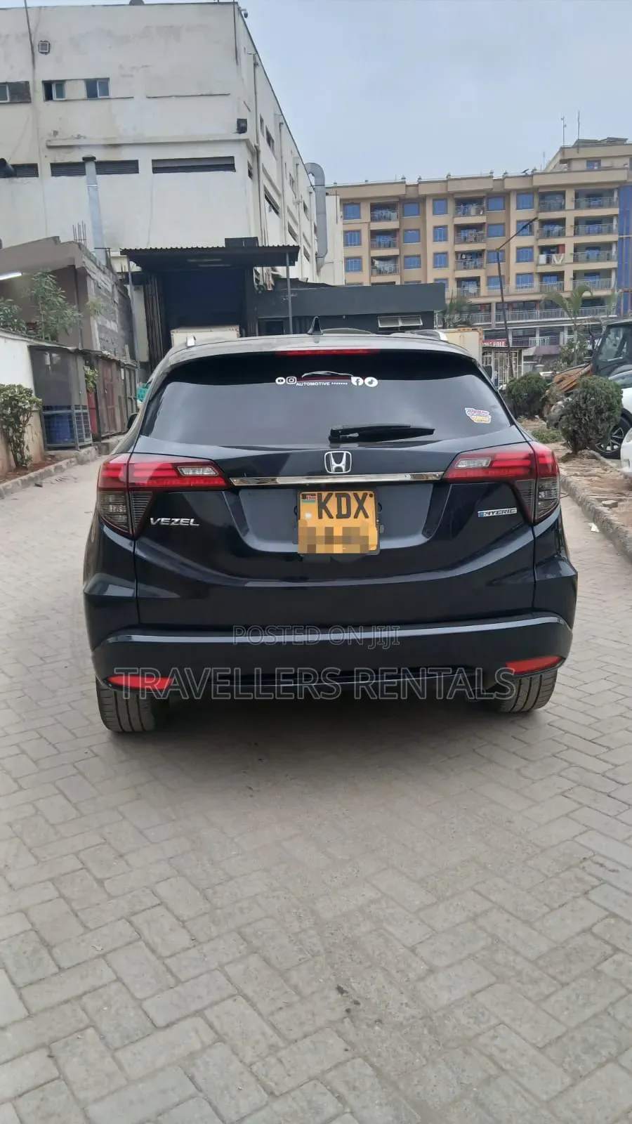 Honda Vezel - Black