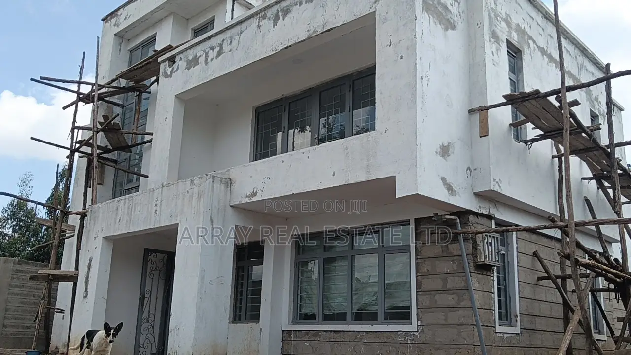 4bdrm Maisonette in 4Br All Ensuite, Karai for sale