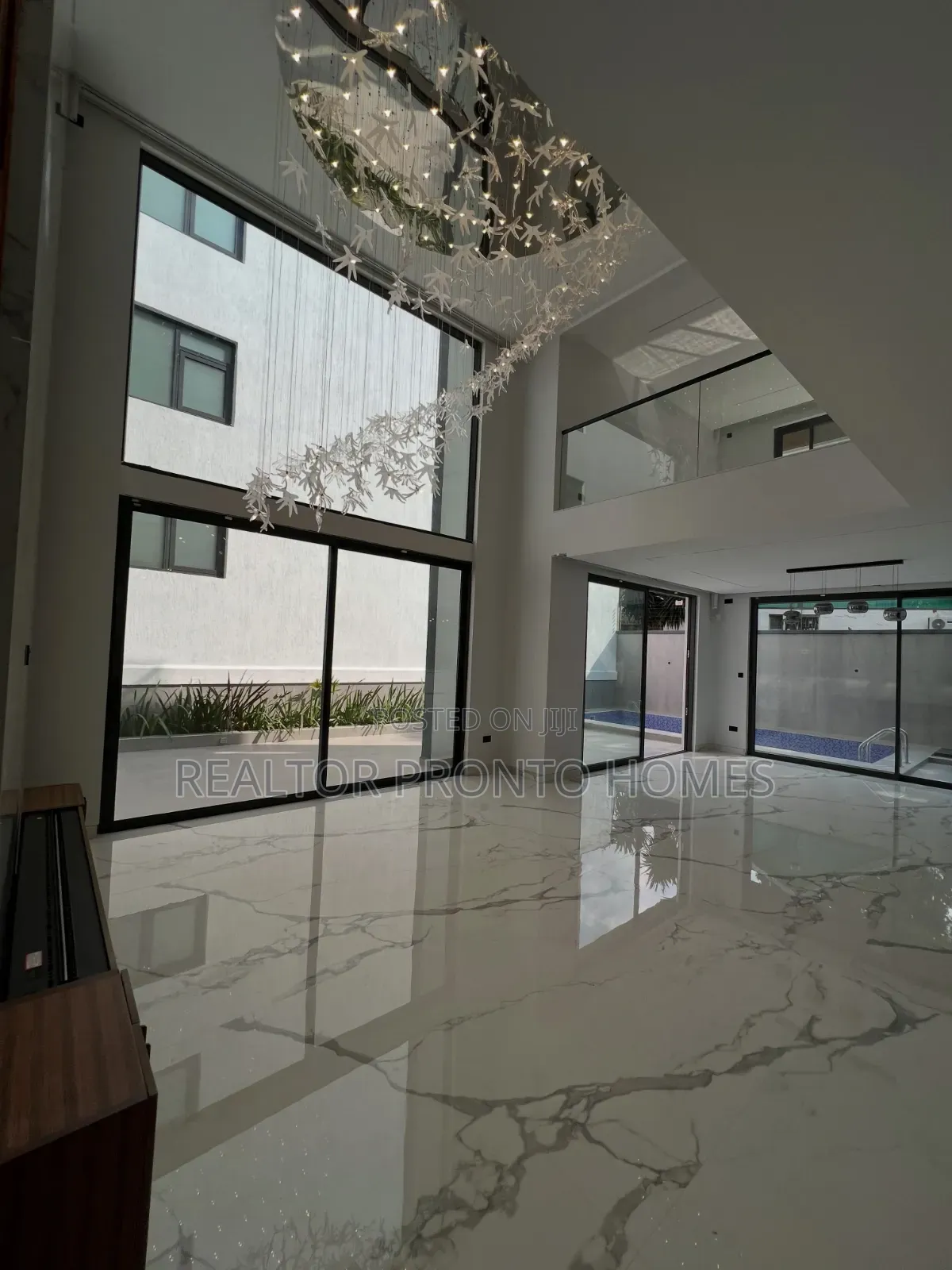 6bdrm Villa in Lavington, Muthangari for sale
