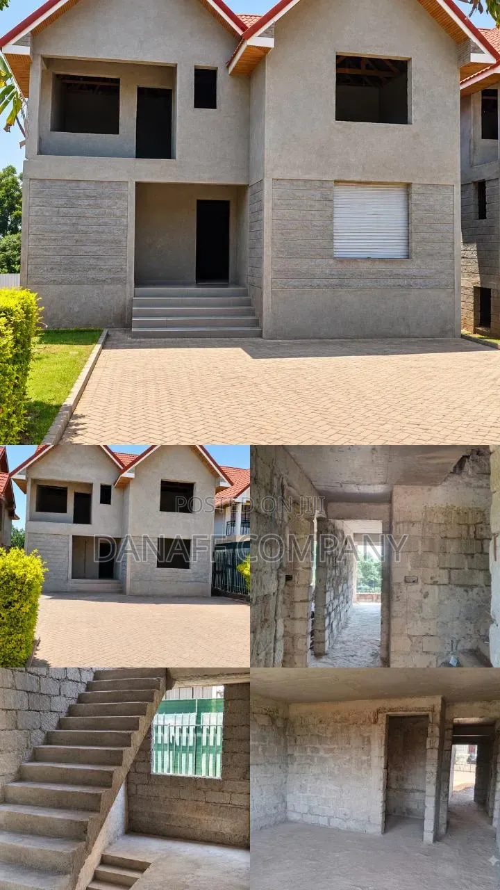 8bdrm Villa in Kadeya, Oluulua for sale