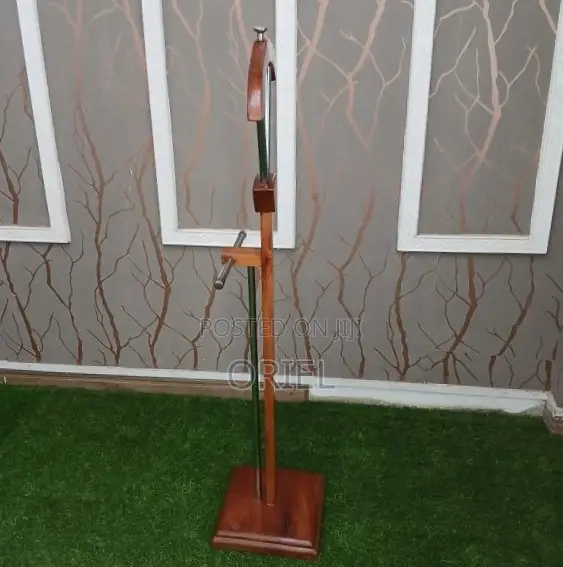 Office Coat Hanger : Modern Wooden Office Coat Hanger Stand