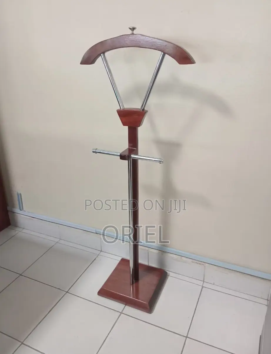 Office Coat Hanger : Modern Wooden Office Coat Hanger Stand