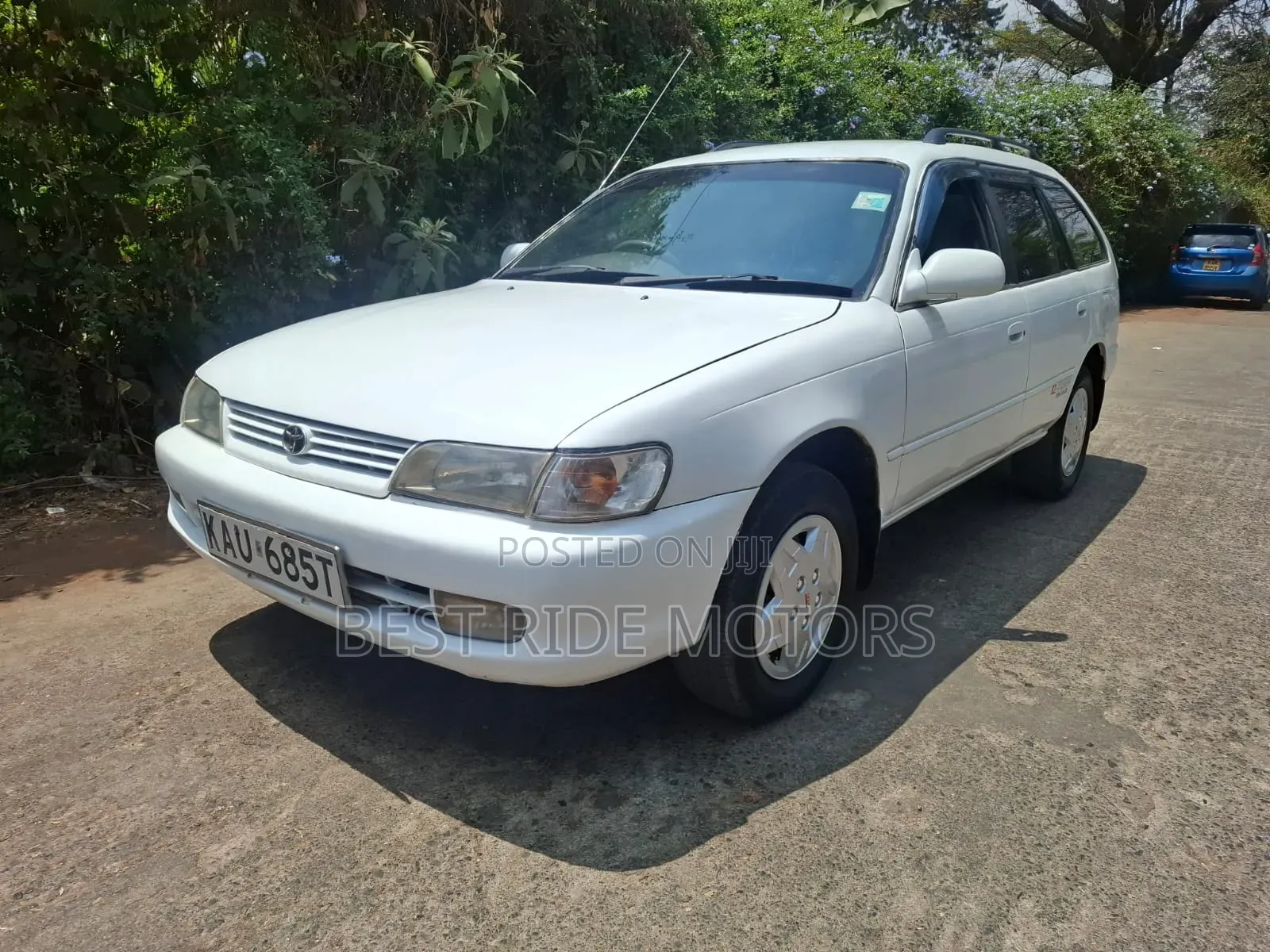 Toyota Corolla G-Touring 1998 White
