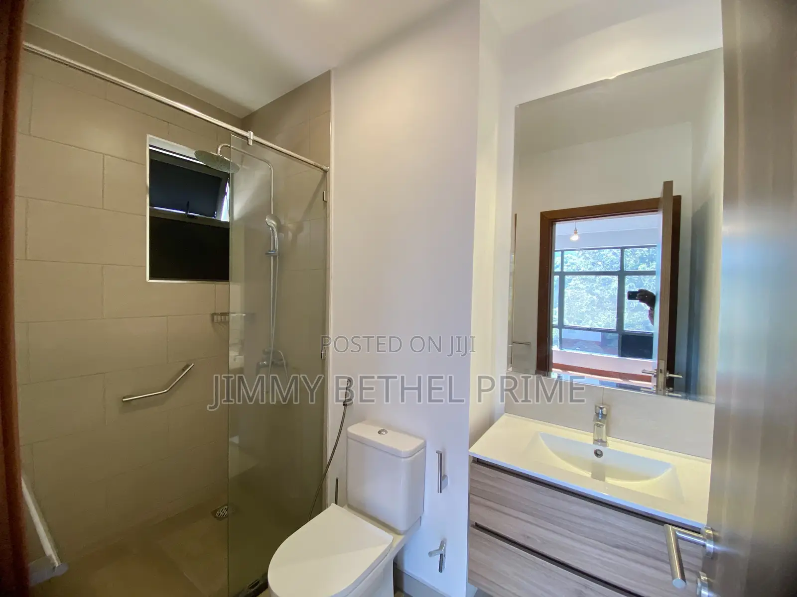 4bdrm Townhouse / Terrace in Rosslyn for rent
