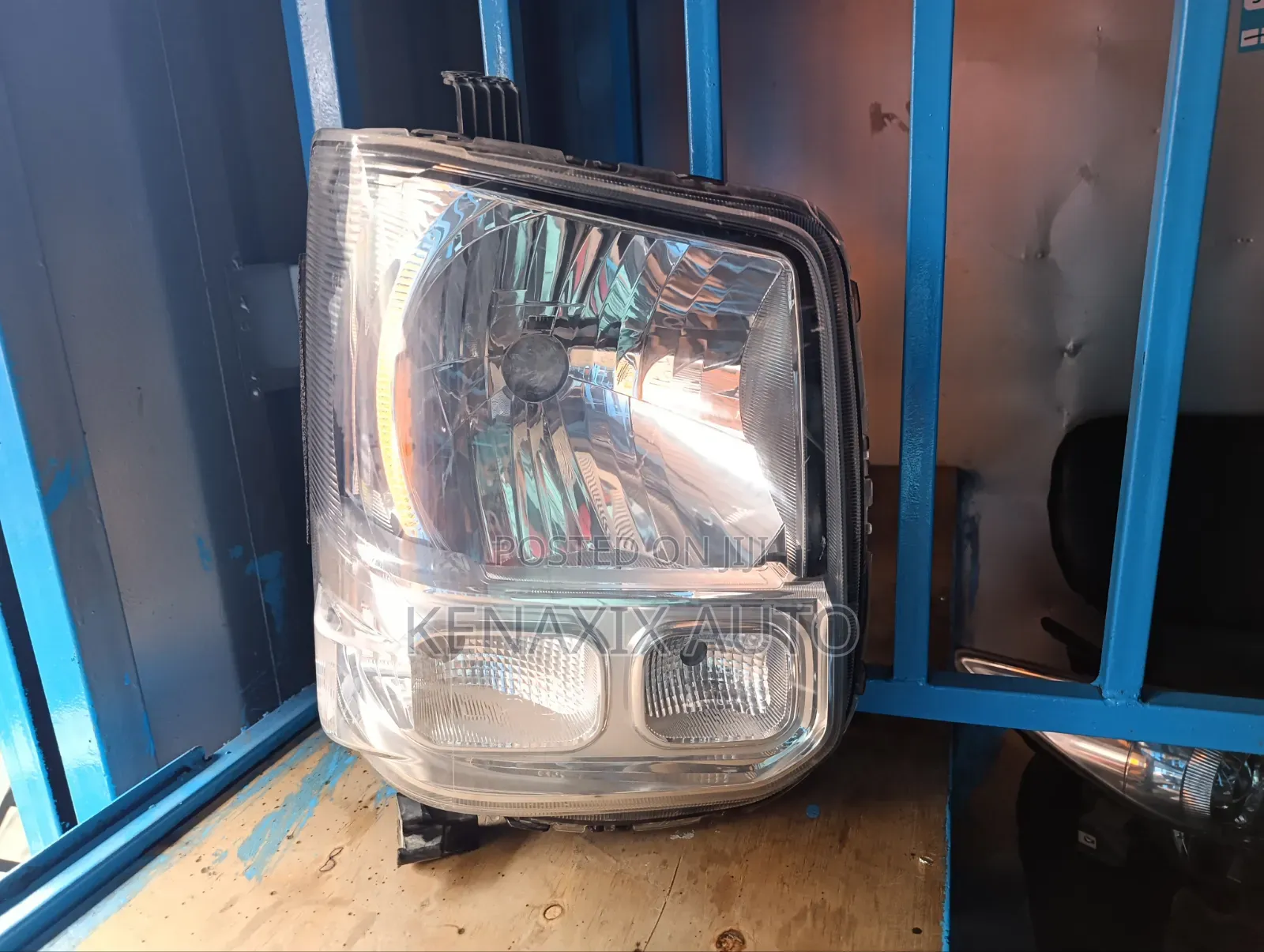 Every Van Non-Xenon Headlight