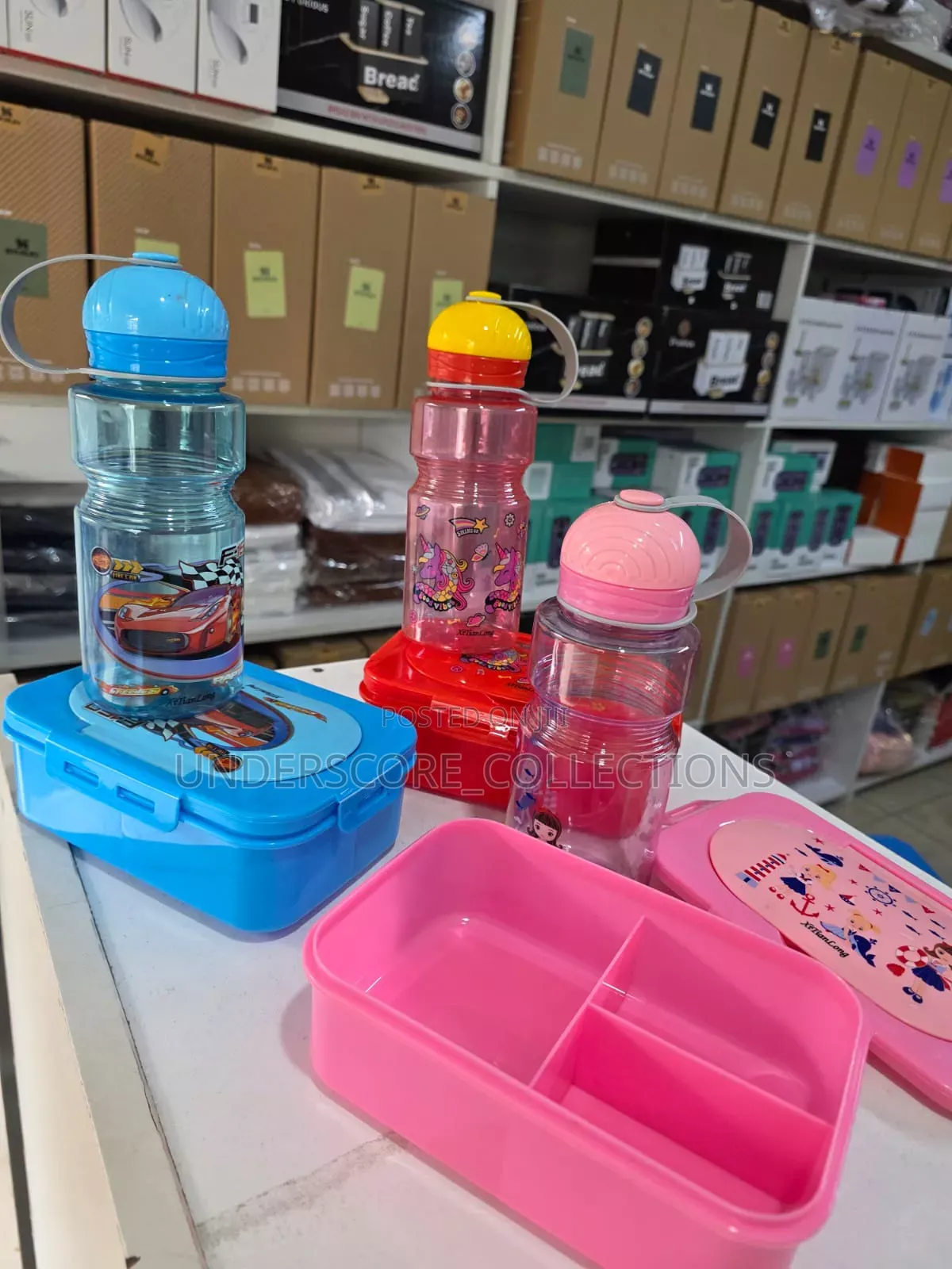 Square Lunchbox +Water Bottle