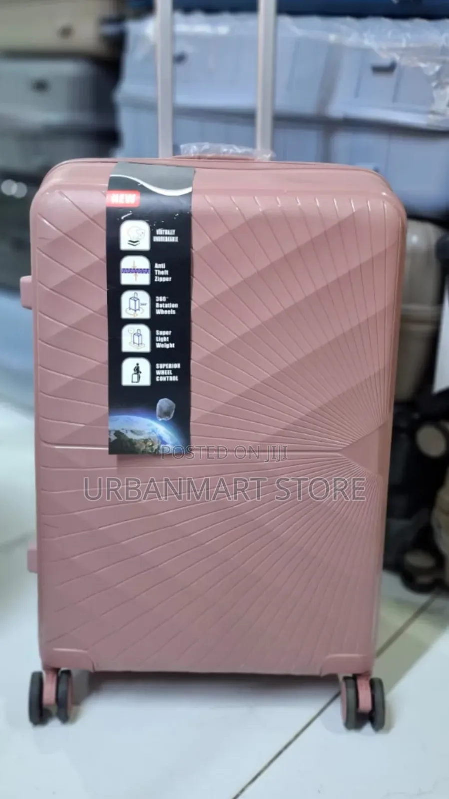 67cm Unbreakable Rubber Suitcase With 360° Wheels