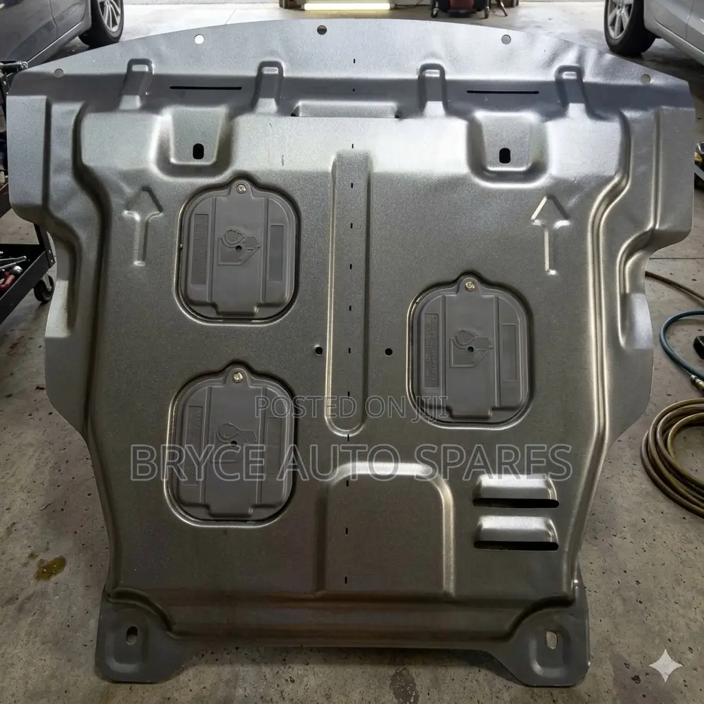 Nissan X-Trail (T31/T32) Engine Splash Shield