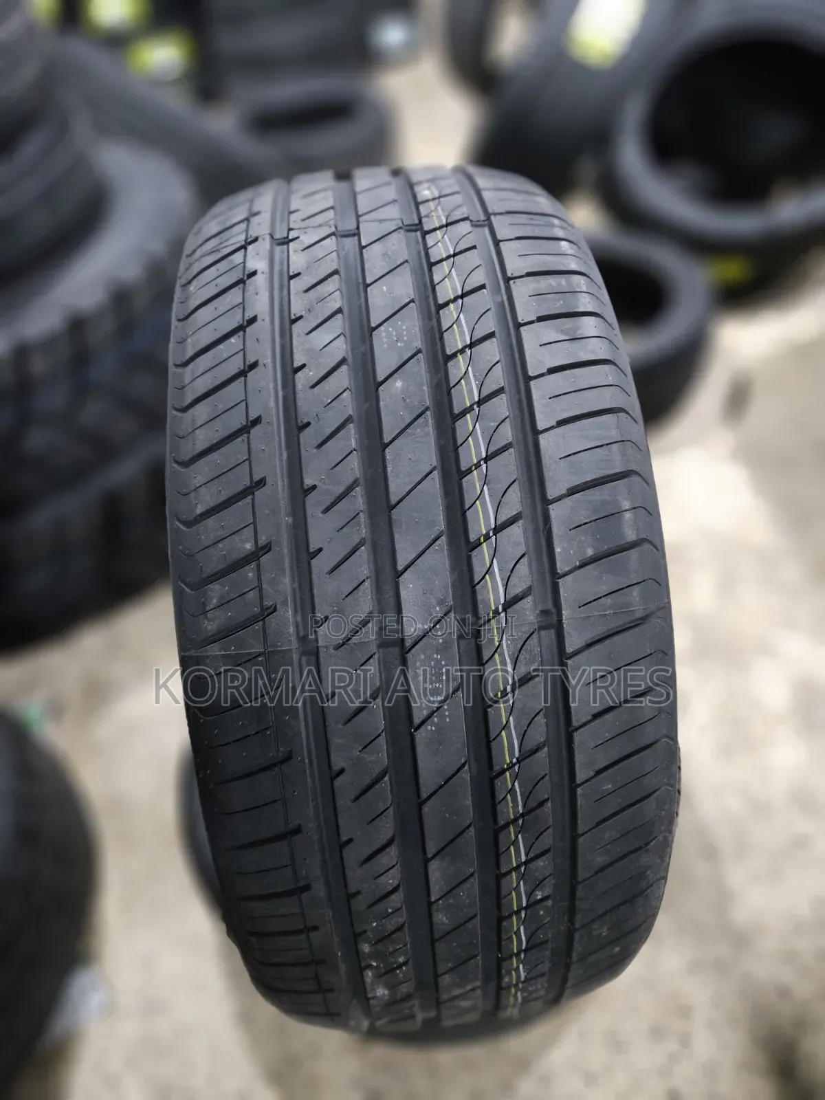 285/35r22 Grenlander Tire