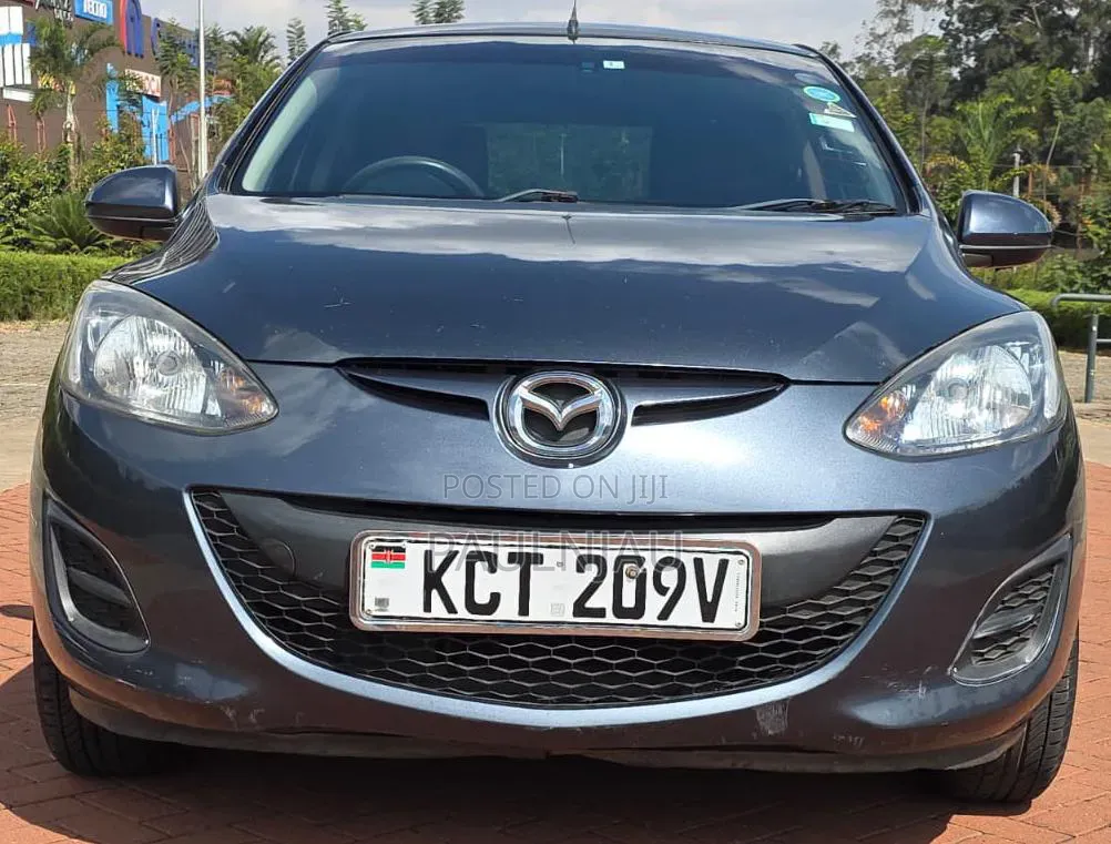 Mazda Demio 2012