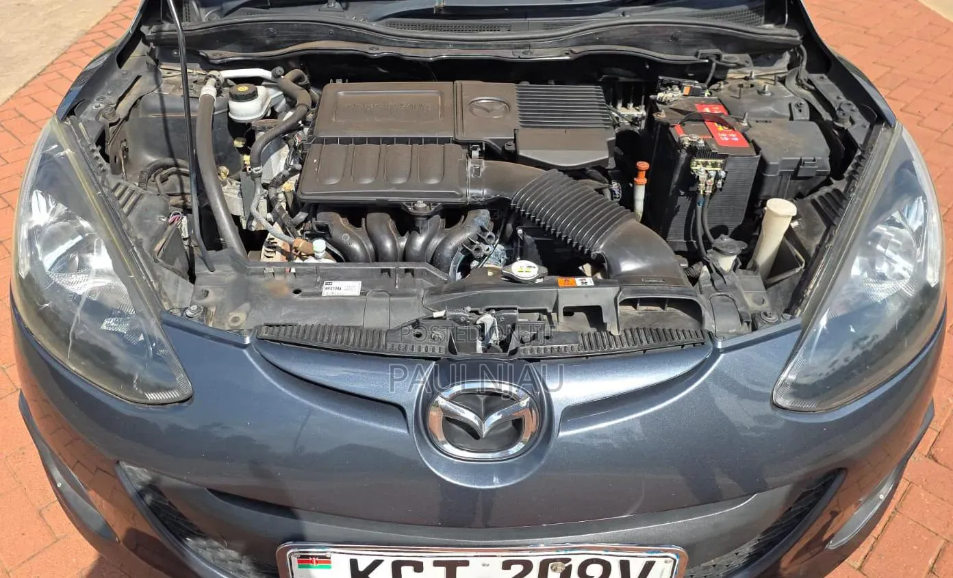 Mazda Demio 2012