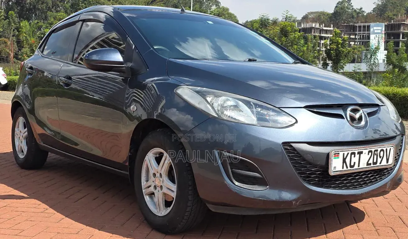 Mazda Demio 2012