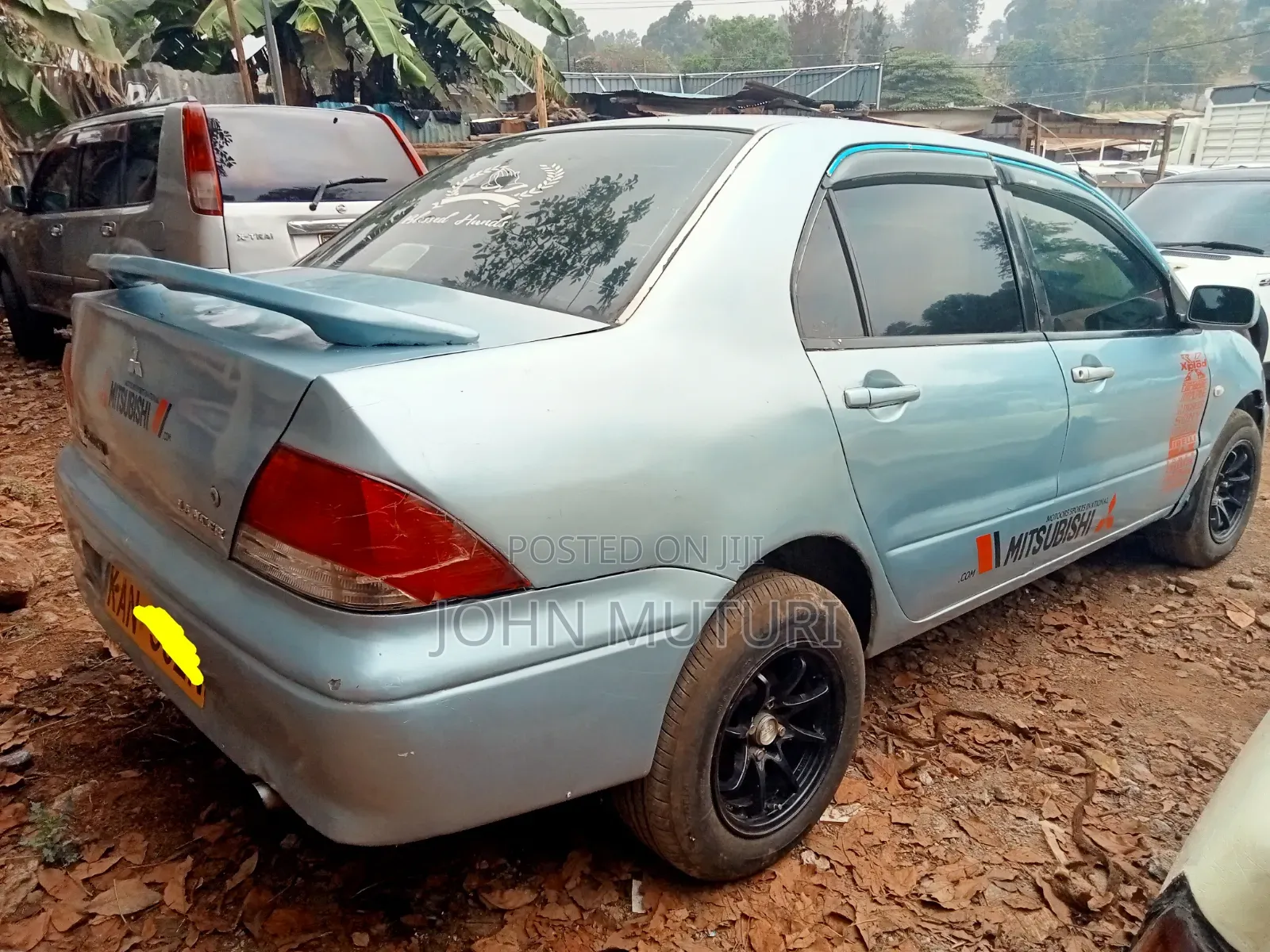 Mitsubishi Lancer 2000 Blue
