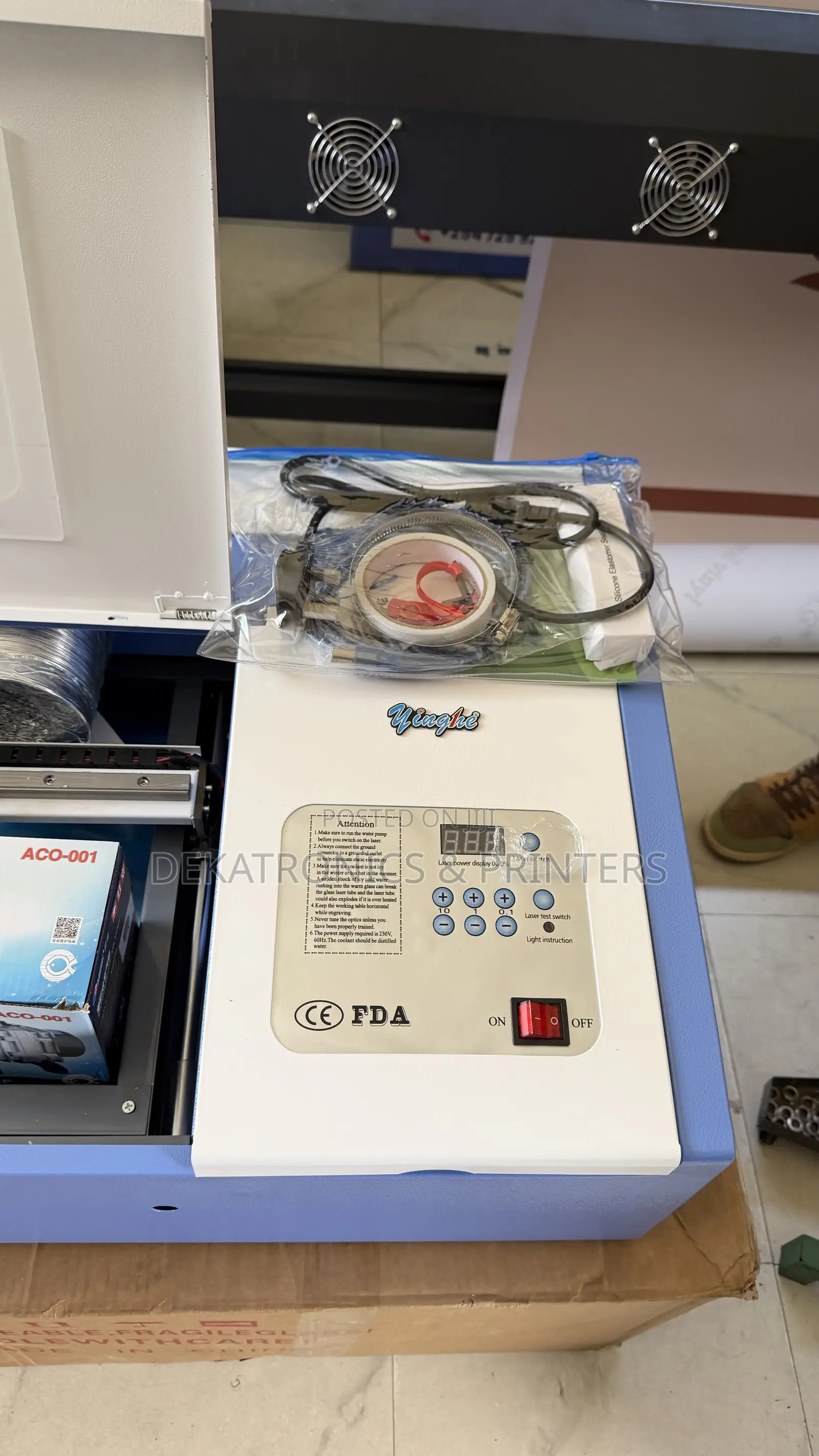 Yinghe 40w 300mm by 200mm Co2 Laser Engraving Machine