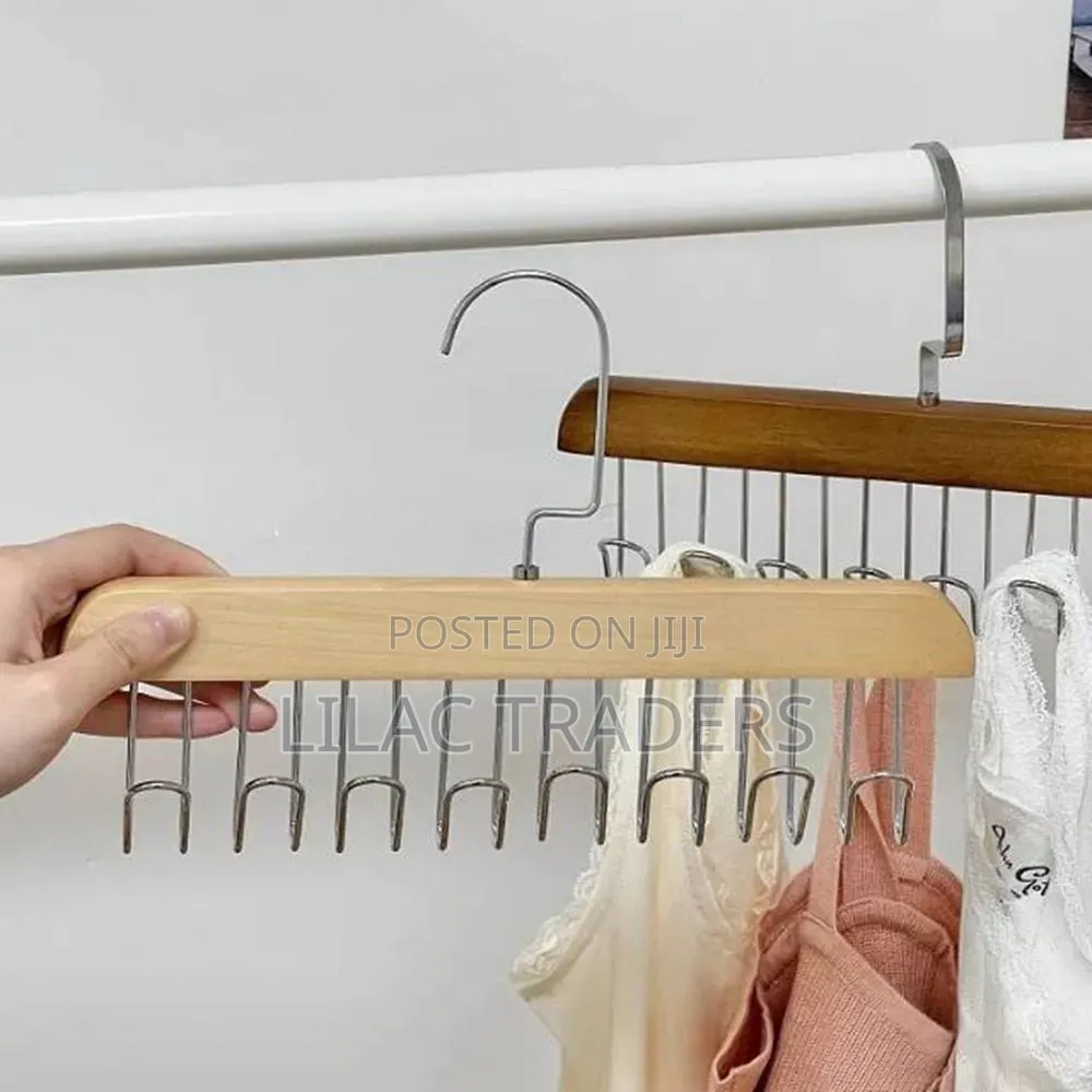 8 Hook Solid Wood Bra Hanger Gale