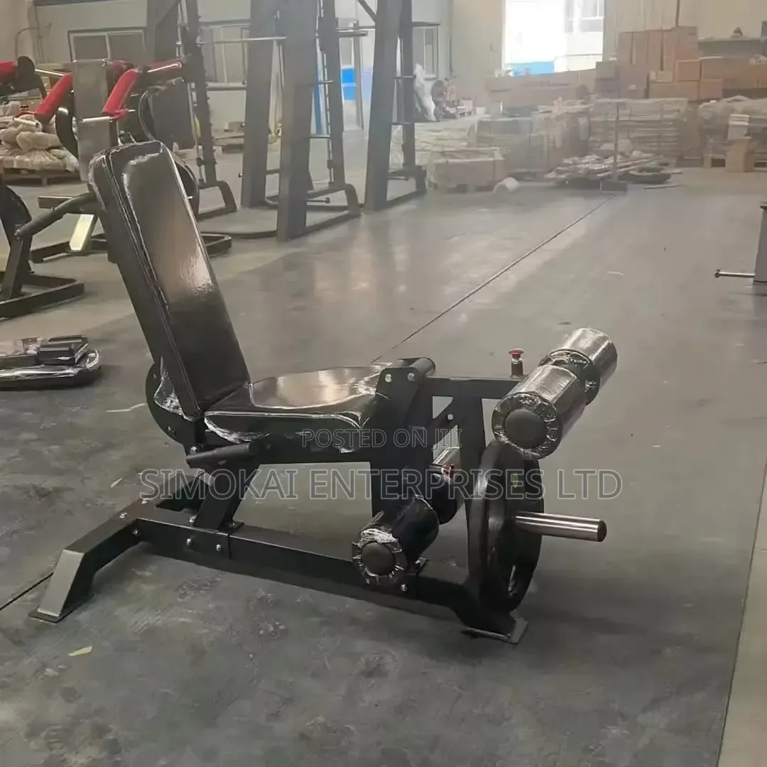 Heavy-Duty Plate-Loaded Leg Curl Leg Extension Machine – Kenya
