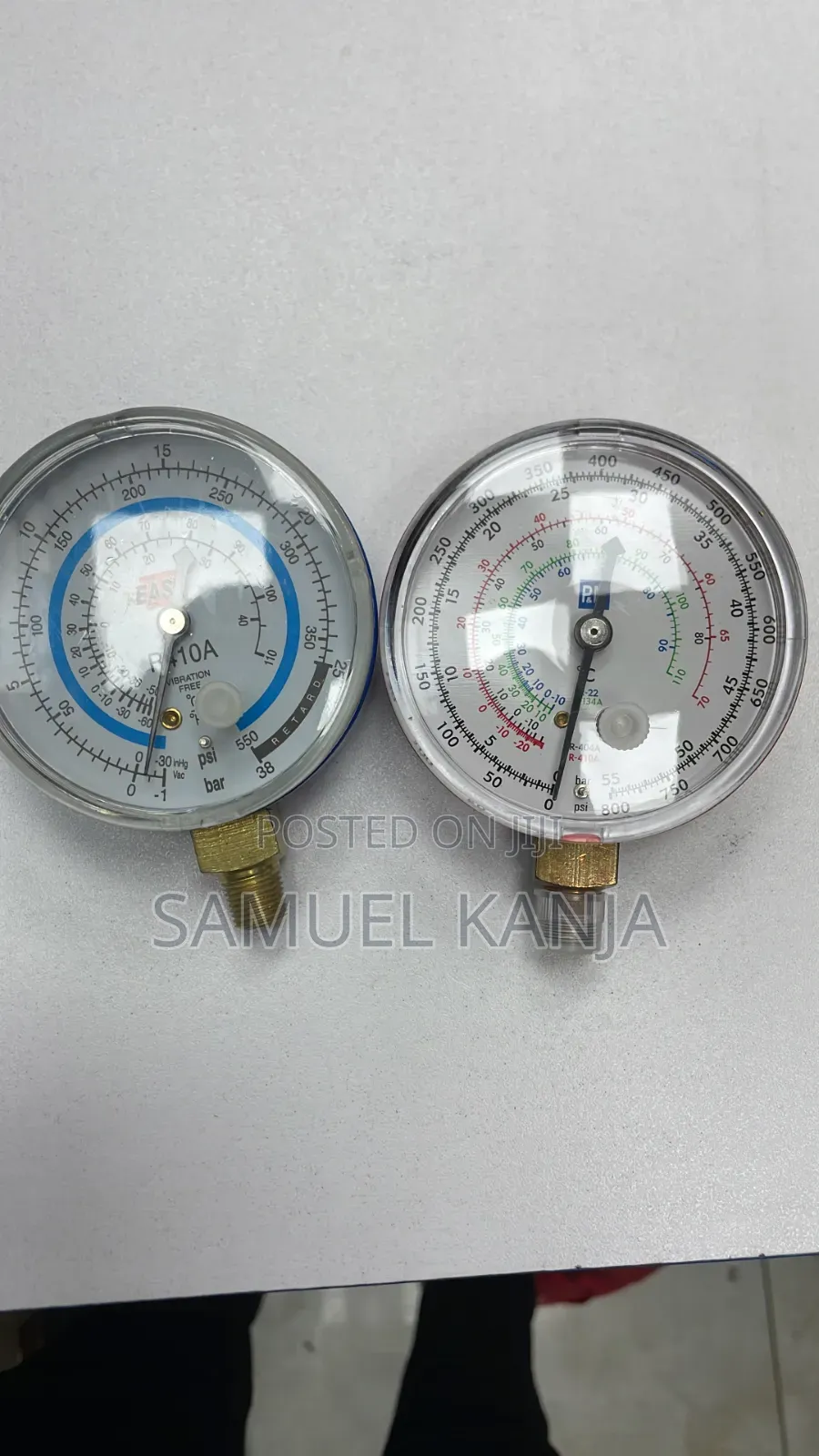 High and Low Pressure Gauge