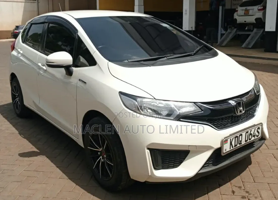 Honda Fit 2017 White