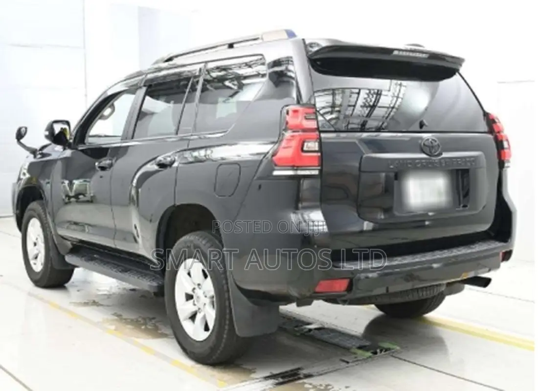 Toyota Land Cruiser Prado 2.7 2020 Black