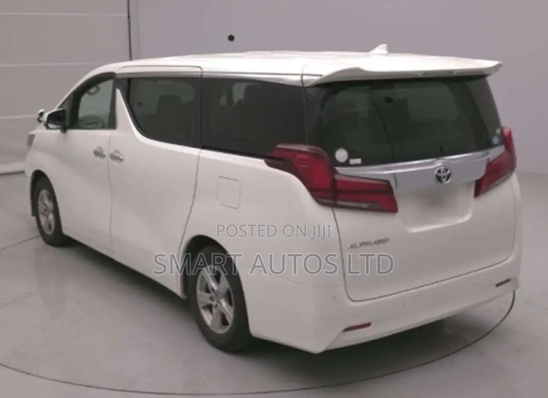 Toyota Alphard 2019 White
