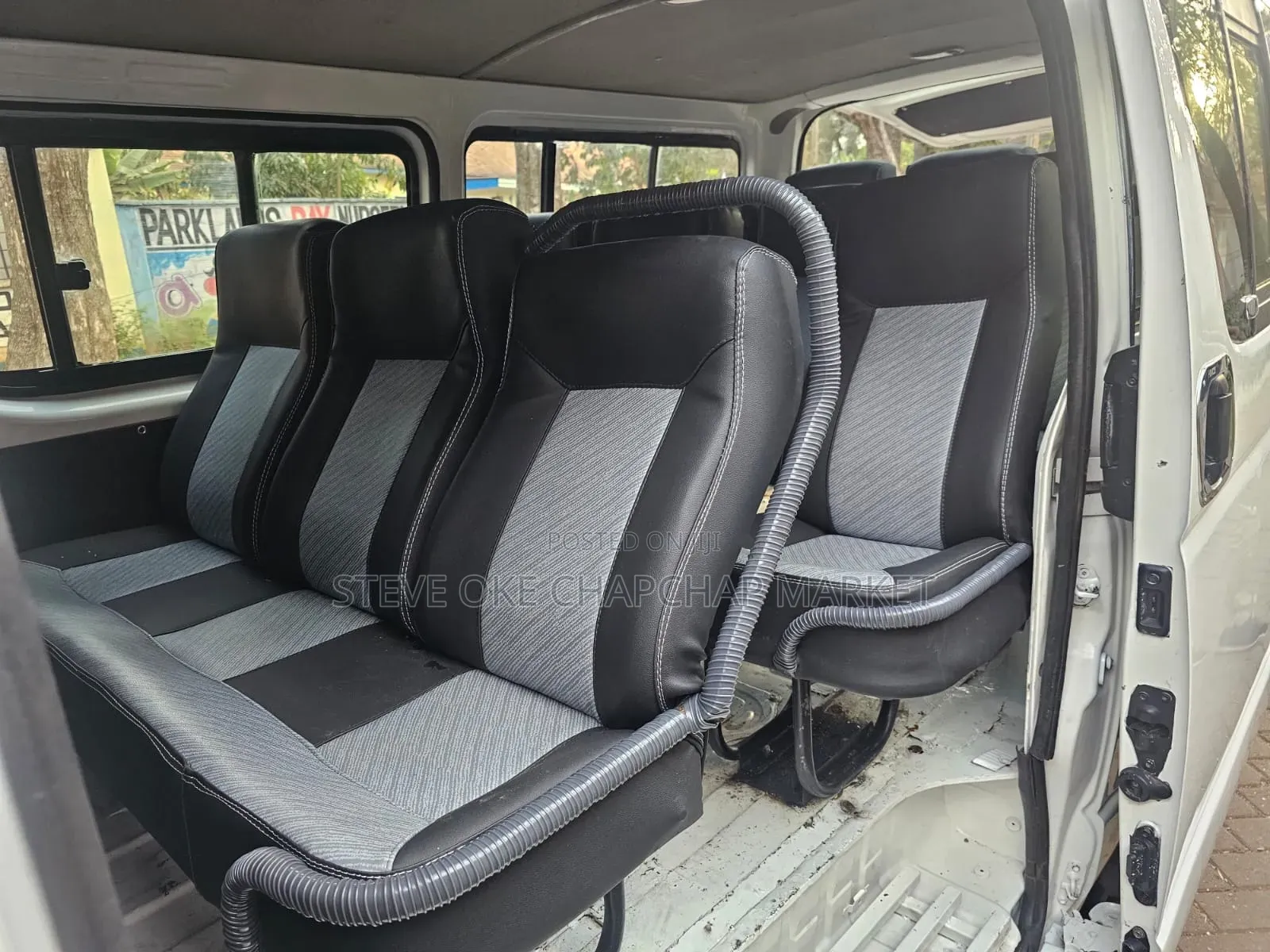 Toyota HiAce 2012 White
