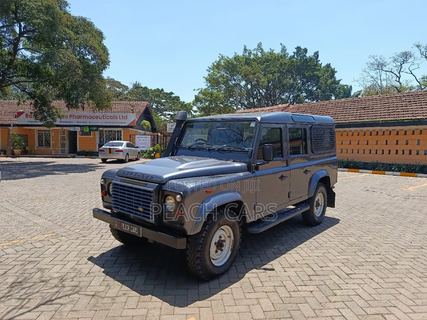 Land Rover Defender 2014 Black