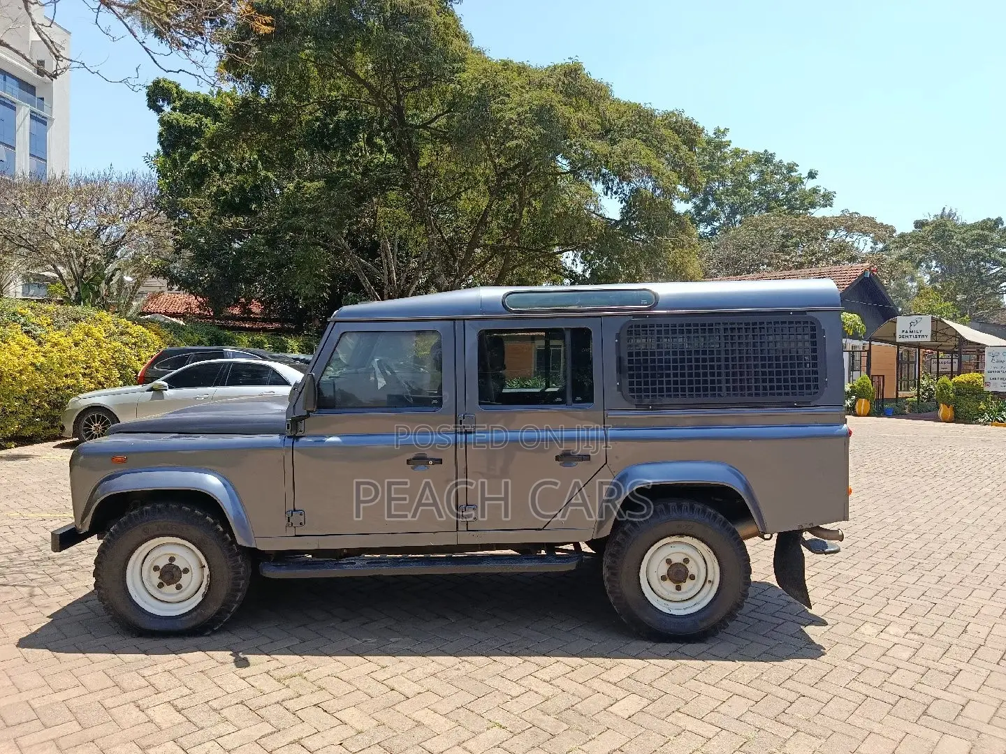 Land Rover Defender 2014 Black