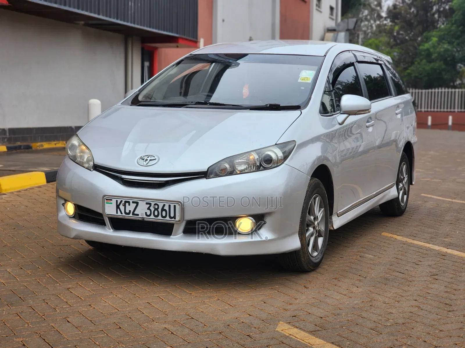 Toyota Wish 2013 Silver