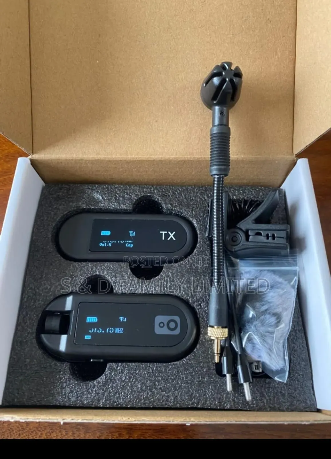 M-03 Saxophone Professional Wireless Microphone