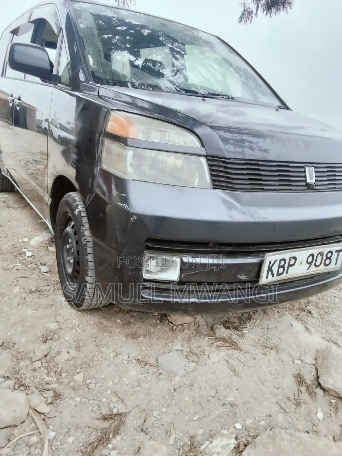 Toyota Voxy 2005 Black