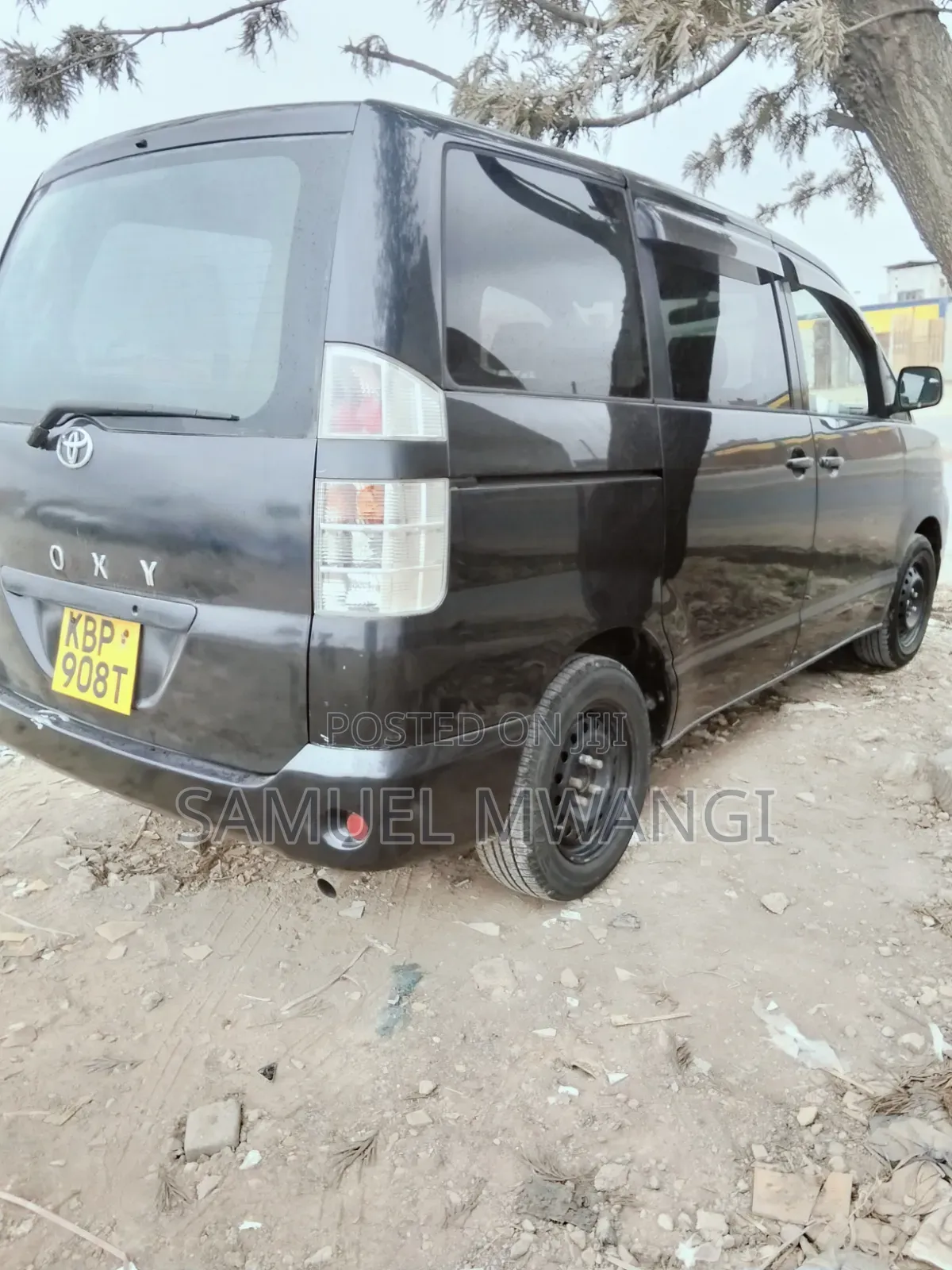 Toyota Voxy 2005 Black