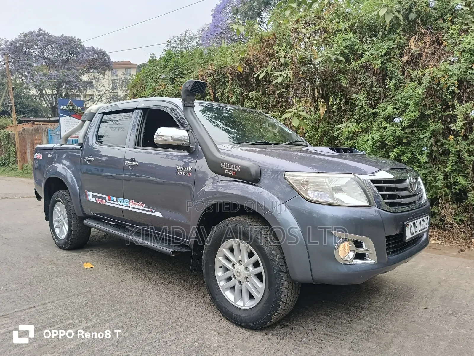 Toyota Hilux 3.0 D-4D 4x4 2014 Gray