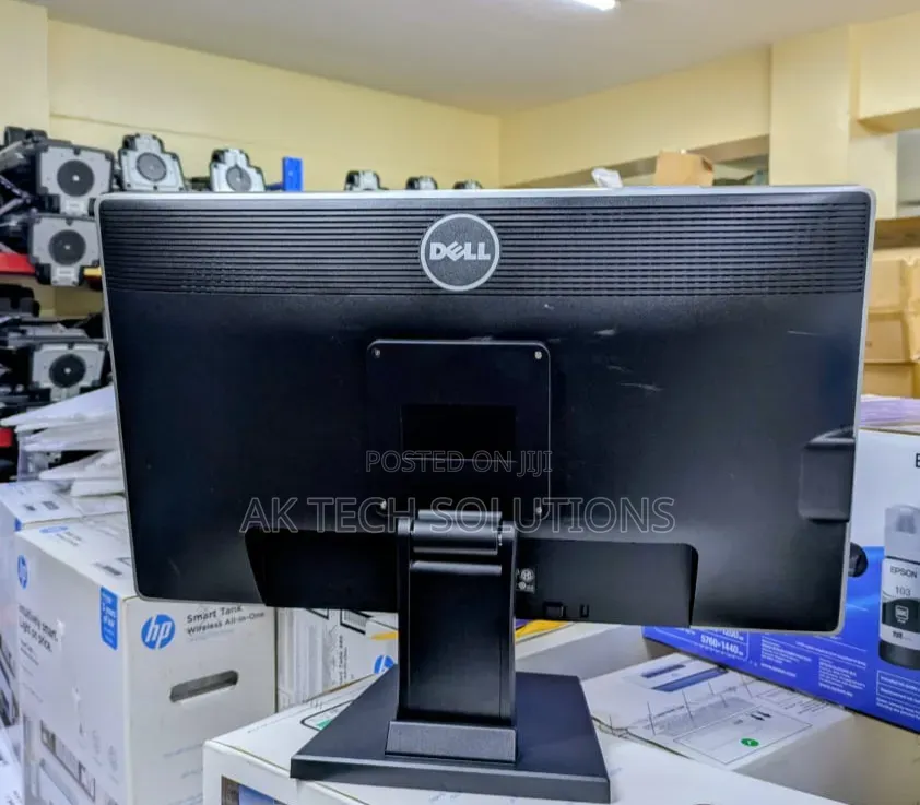Dell 23 Inches Framed Monitor
Full Hd Display
60hz Refresh Rate