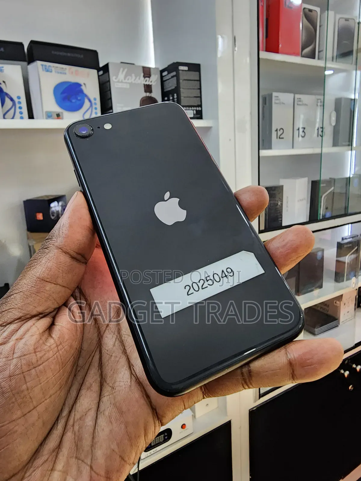 Apple iPhone SE 64 GB