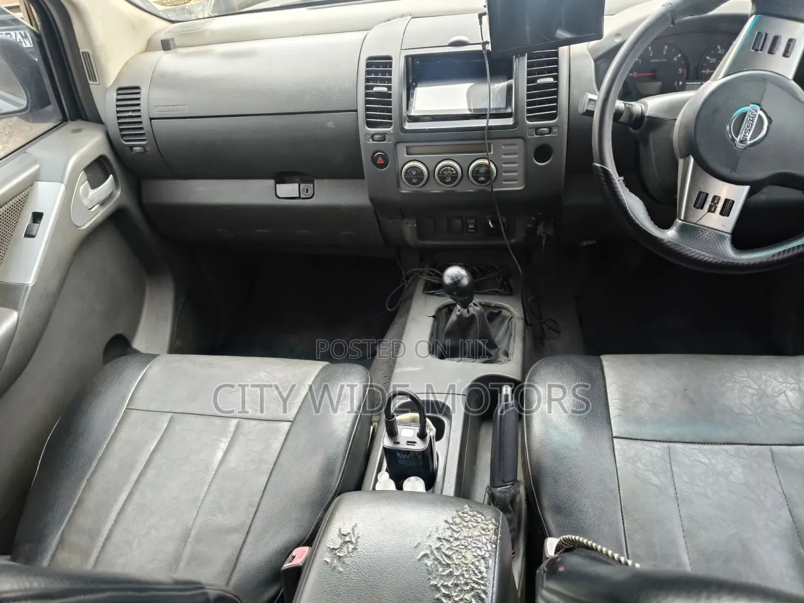 Nissan Navara 2008 Black