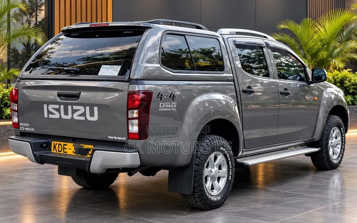 Isuzu D-MAX 2022 Gray