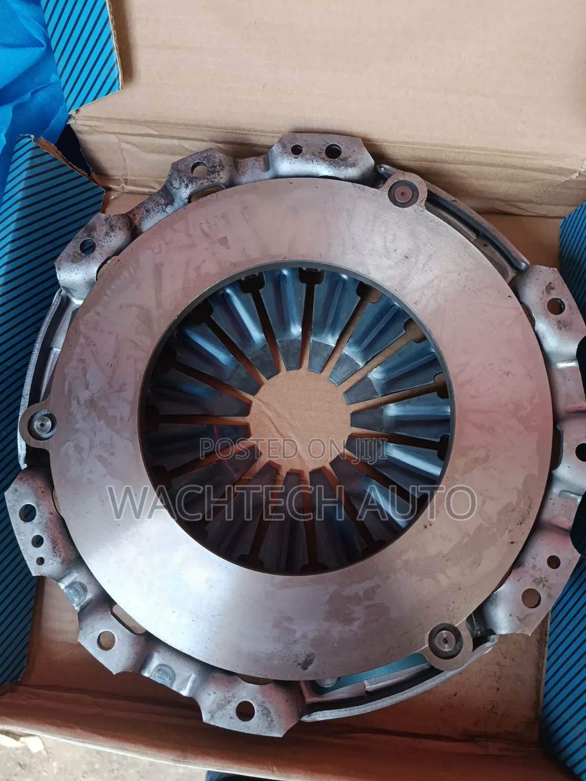 Pressure Plate, Clutch Release Bearing Nissan E25/ Hardbody