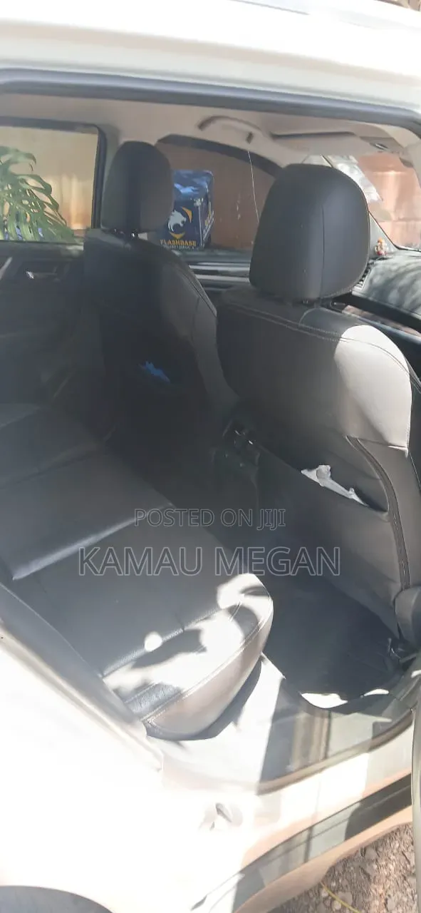 Subaru Outback 2016 Black