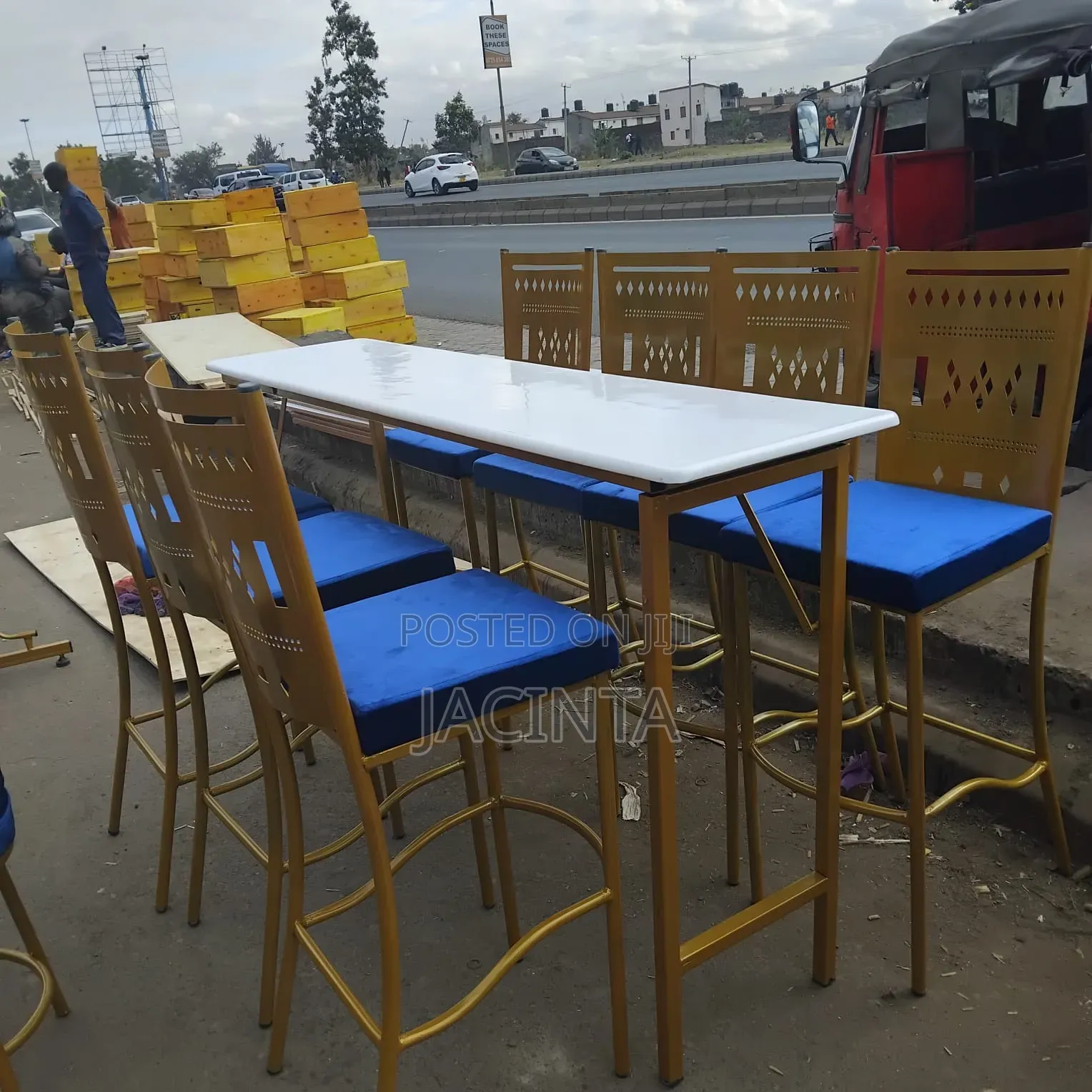 Bar Furnitures