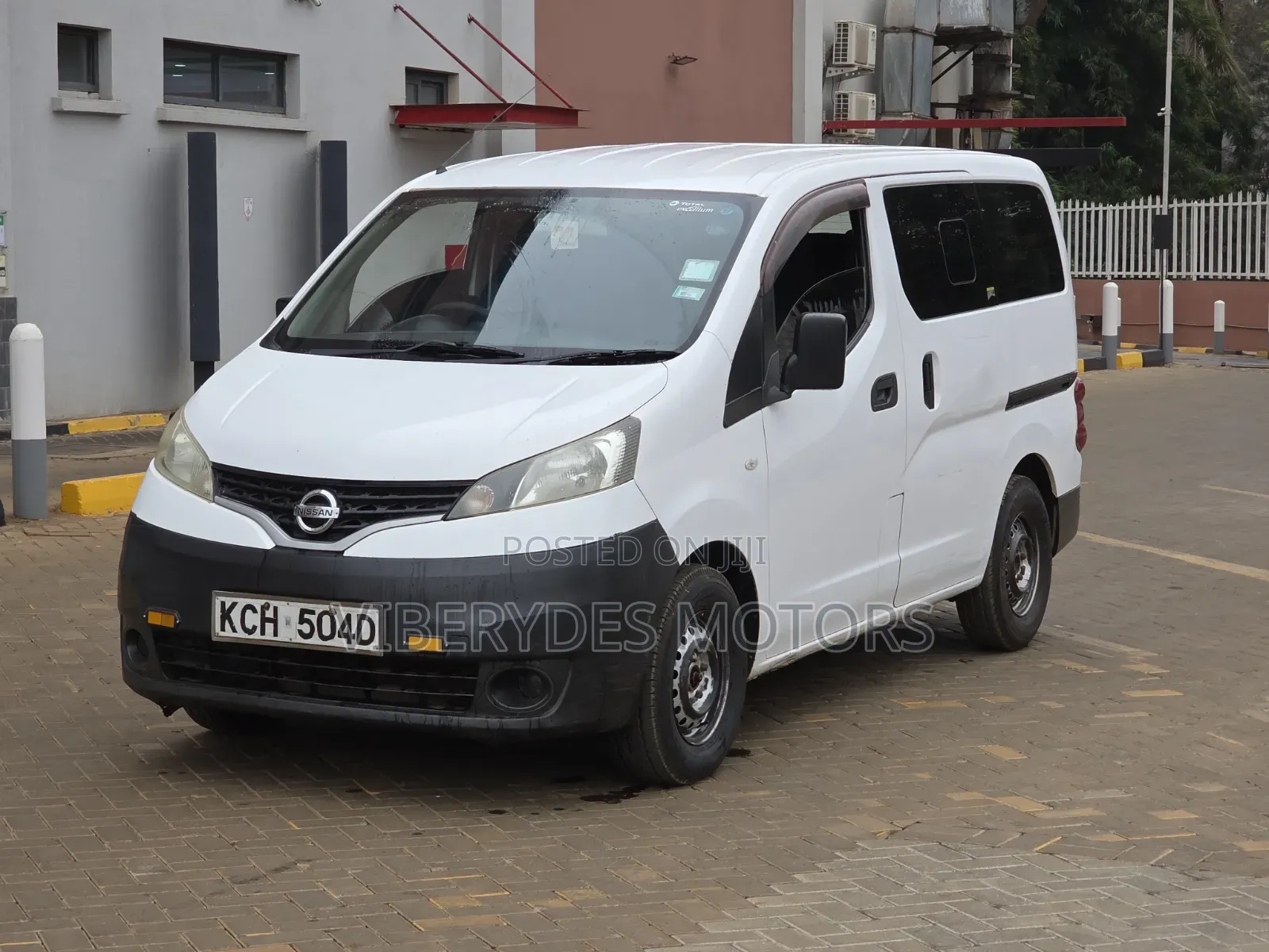 Nissan NV200 2009 White