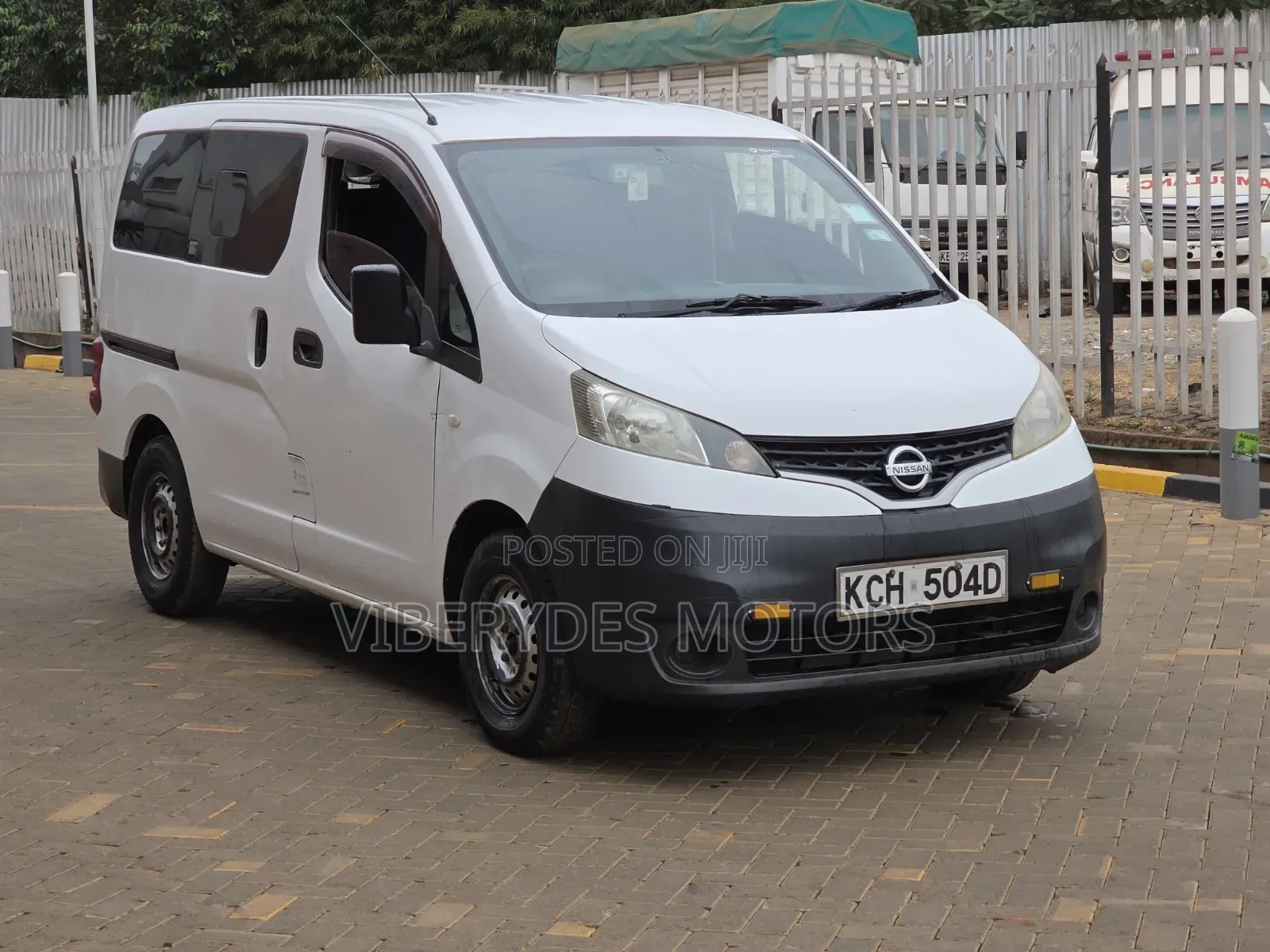 Nissan NV200 2009 White