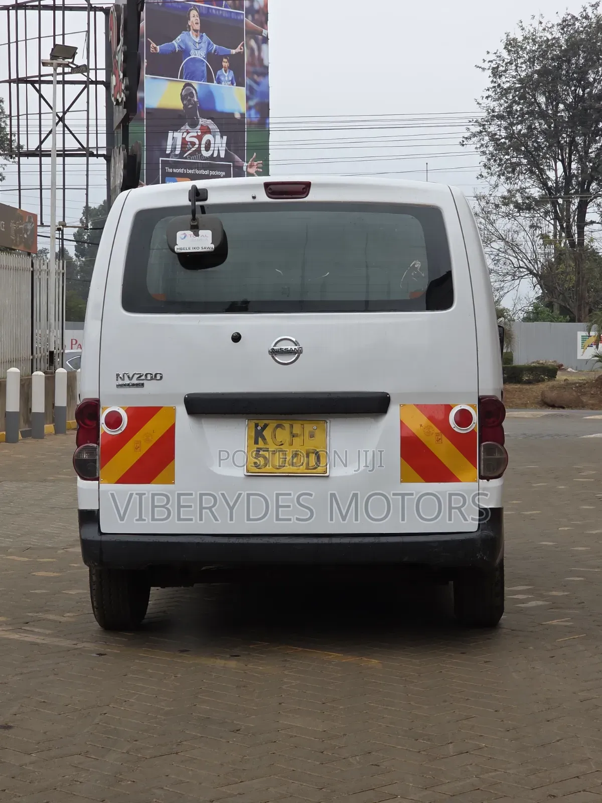 Nissan NV200 2009 White