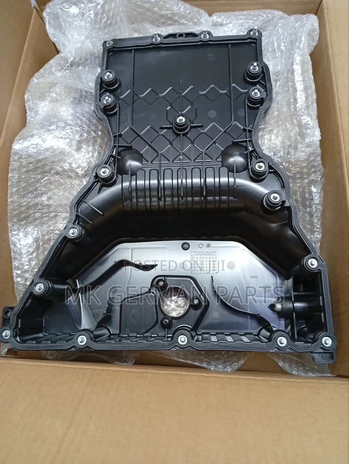 Genuine Mercedes Engine Oil Sump/Oil Pan A651 010 05 28