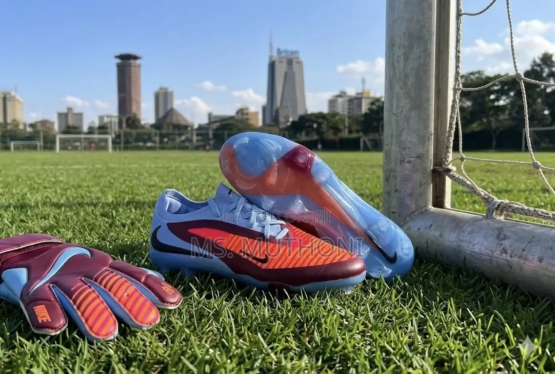 Kids Nike Phantom 6 Low Elite Gripknit Football Shoes (30-35)