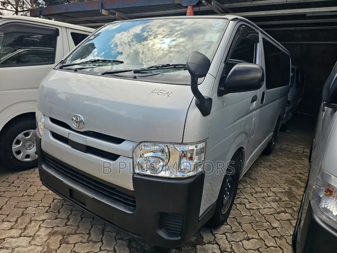 Toyota HiAce 2019 Silver