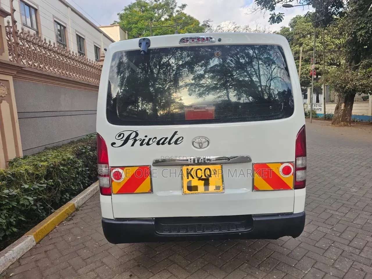 Toyota HiAce 2012 White