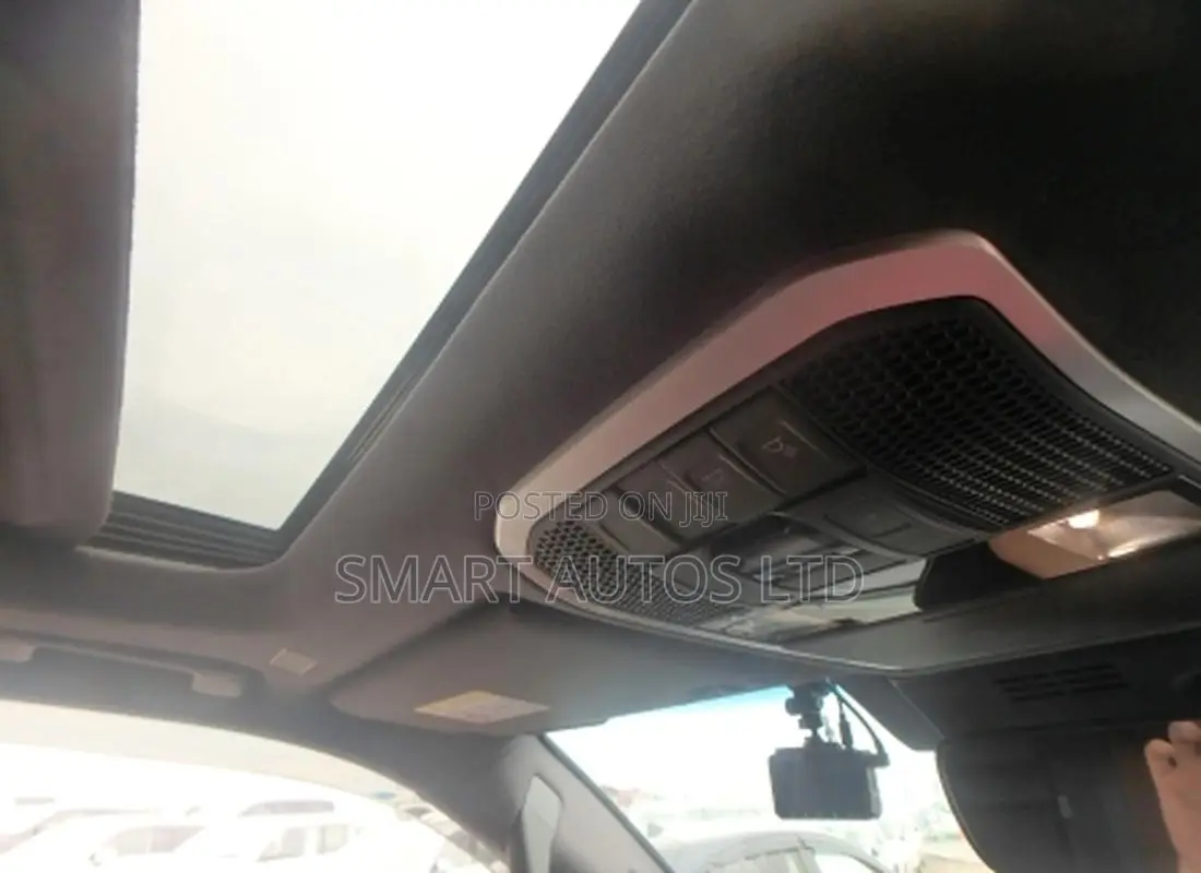 Toyota Land Cruiser LC300 2025 Black