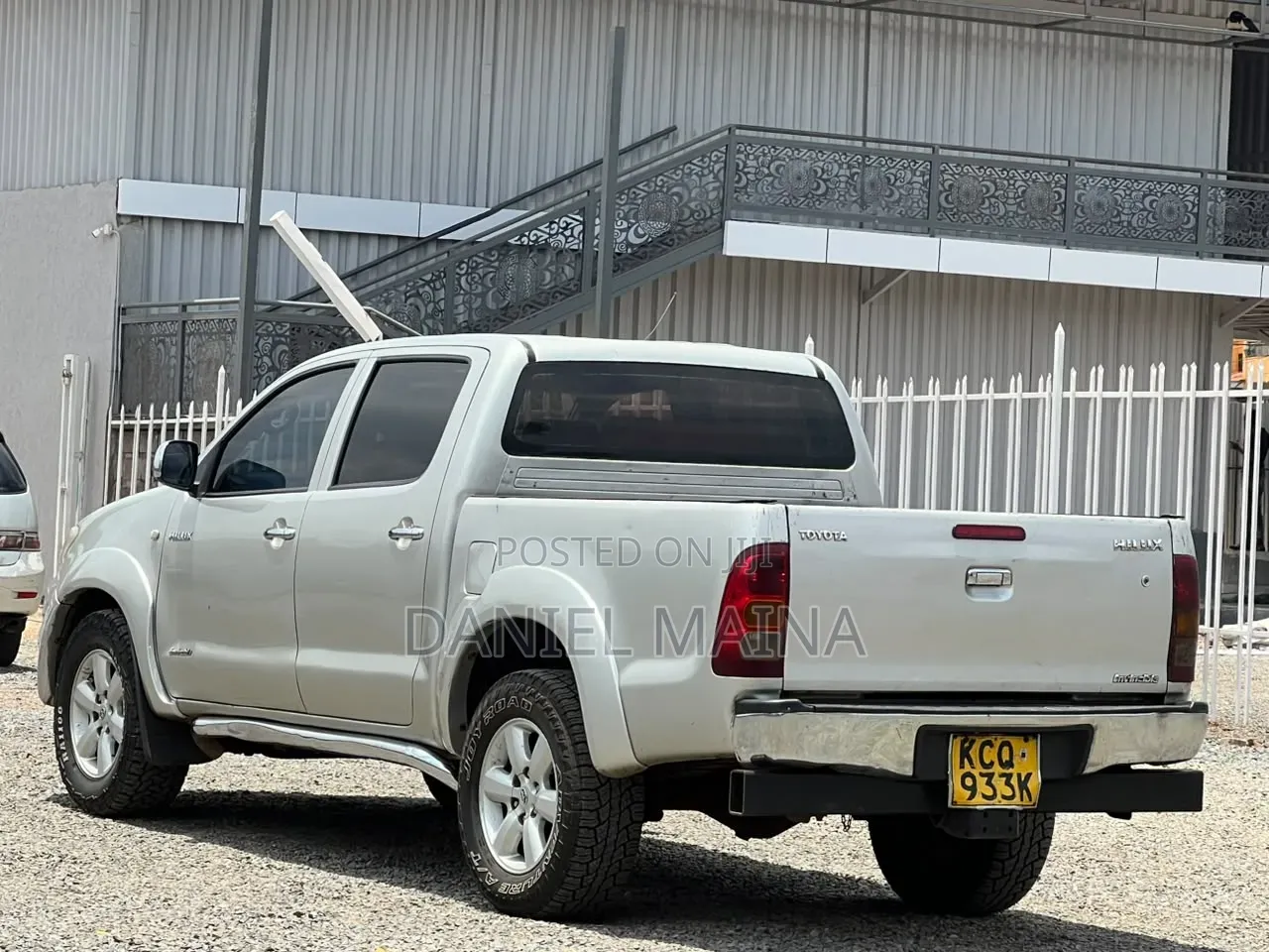 Toyota Hilux 2012 Silver